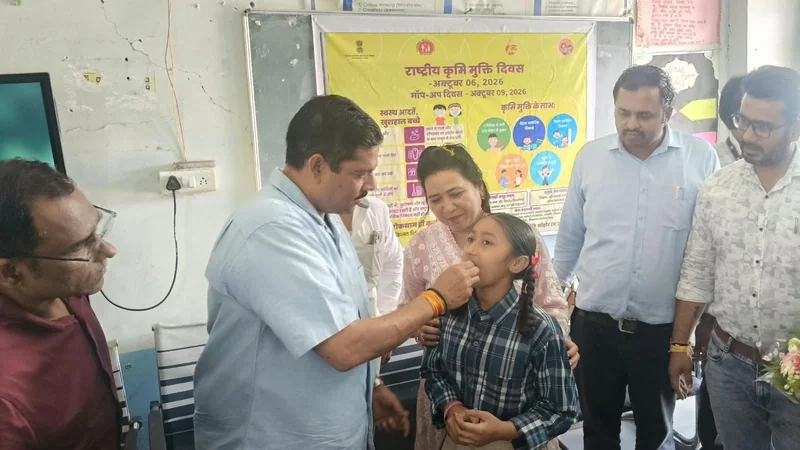 राष्ट्रीय कृमि मुक्ति दिवस के पहले दिन 1.12 करोड़ बच्चों एवं किशोरियों को दी गई कृमिनाशन खुराक